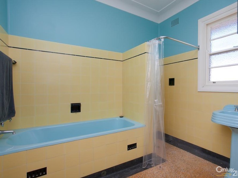 51 Grandview Road, New Lambton Heights NSW 2305