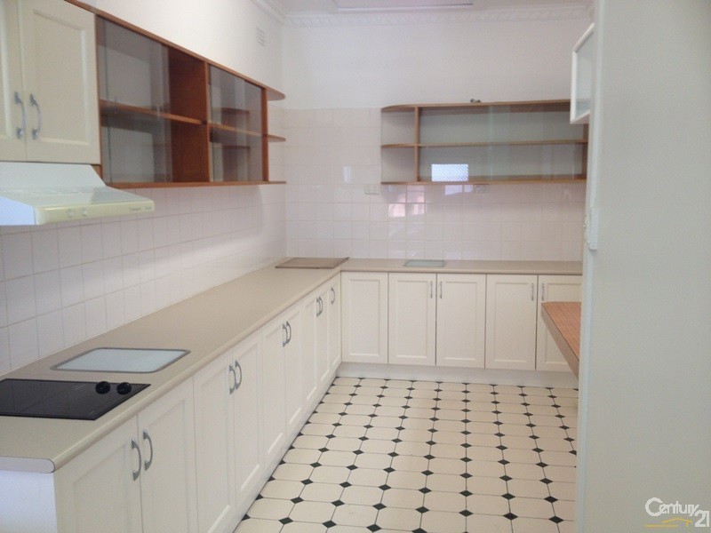 131 Maitland Road, Mayfield NSW 2304