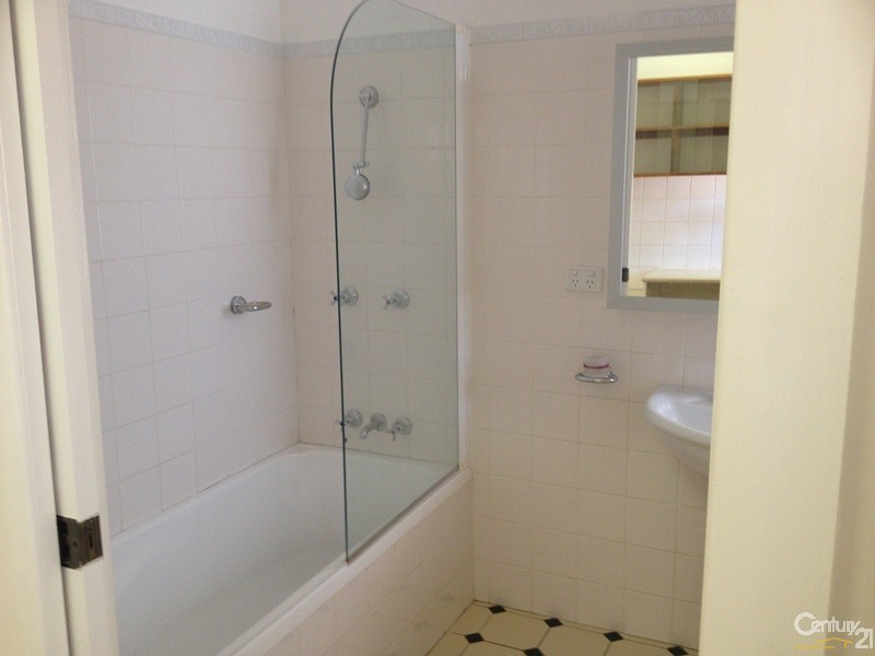 131 Maitland Road, Mayfield NSW 2304