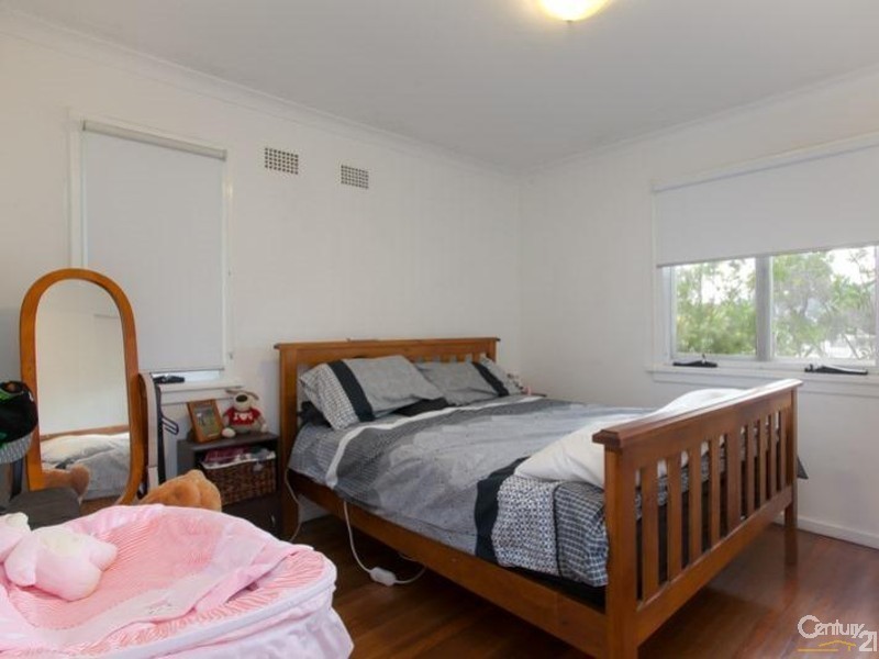 18 Willow Road, Gateshead NSW 2290