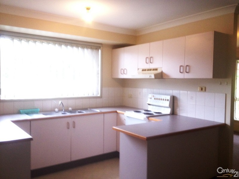 3/2 Patricia Place, Elermore Vale NSW 2287