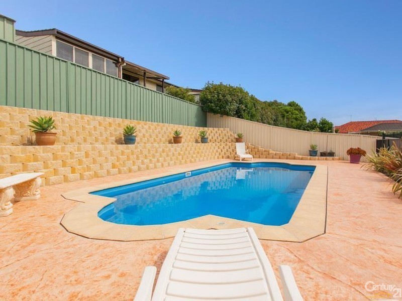 135 Birchgrove Drive, Wallsend NSW 2287