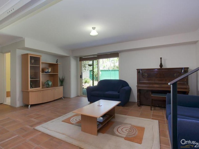 1/3 Curlew Close, Mount Hutton NSW 2290