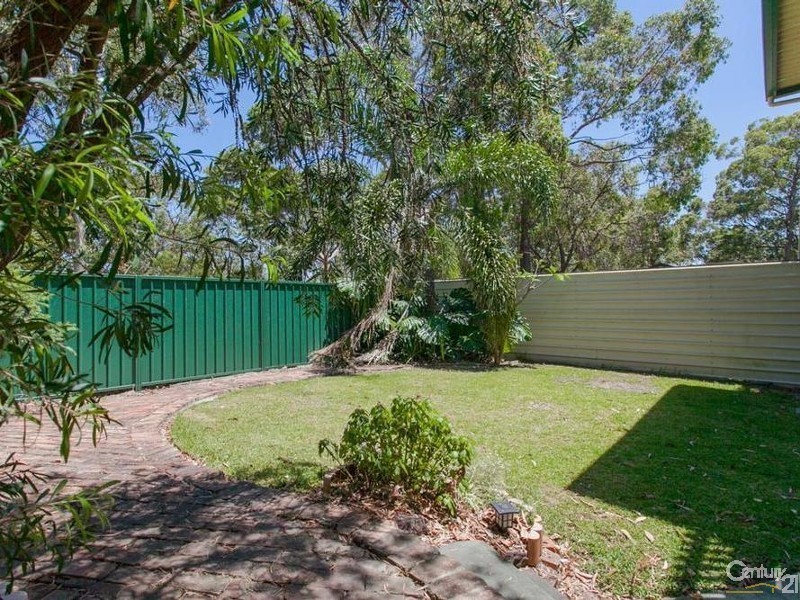 1/3 Curlew Close, Mount Hutton NSW 2290