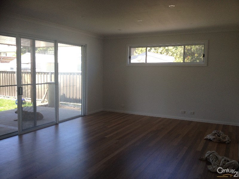 33a Dodds Street, Redhead NSW 2290