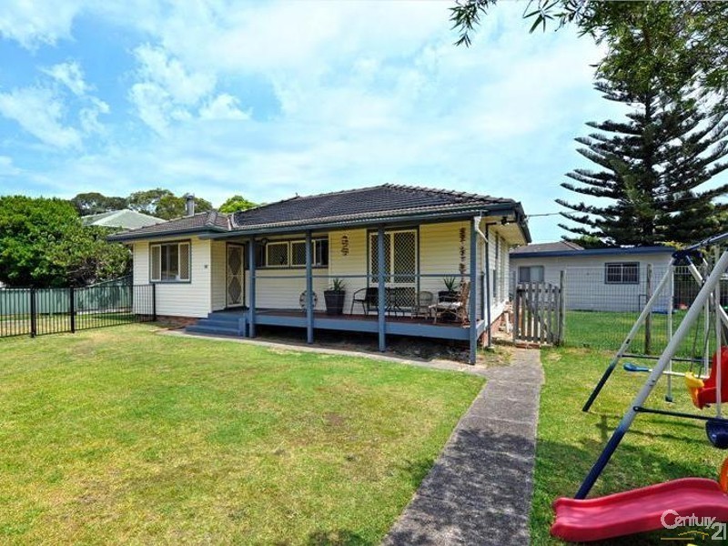 36 Heshbon Street, Gateshead NSW 2290