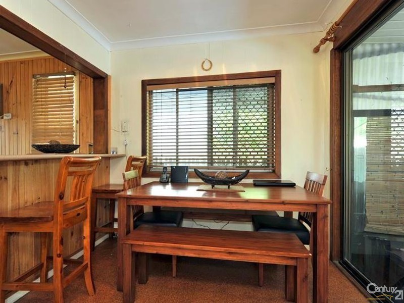 36 Heshbon Street, Gateshead NSW 2290