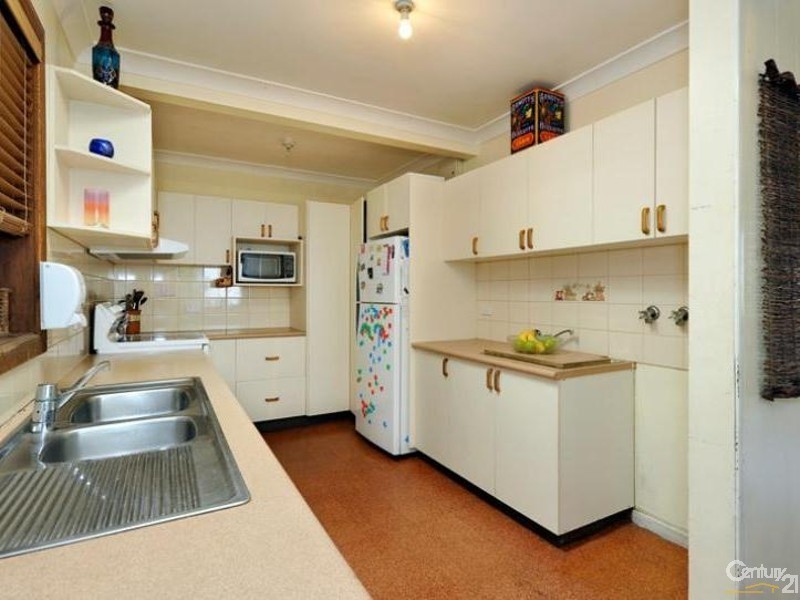 36 Heshbon Street, Gateshead NSW 2290