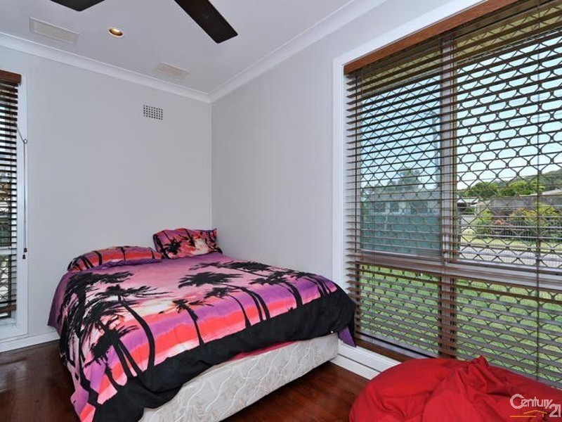 36 Heshbon Street, Gateshead NSW 2290