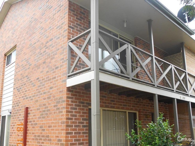 1/202 Brunker Road, Adamstown NSW 2289