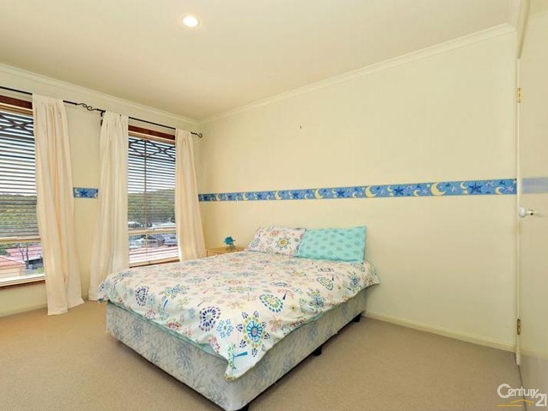 3 Willow Creek Court, Eleebana NSW 2282