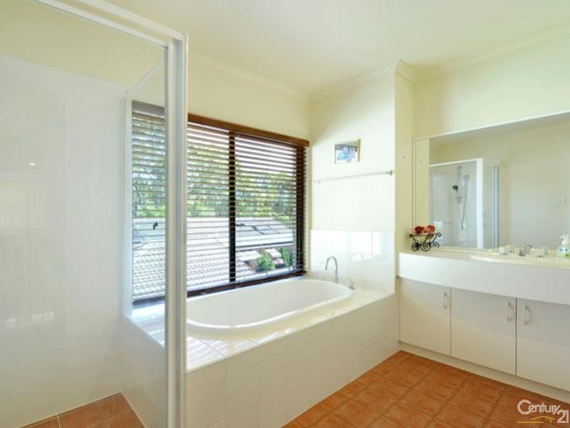 3 Willow Creek Court, Eleebana NSW 2282