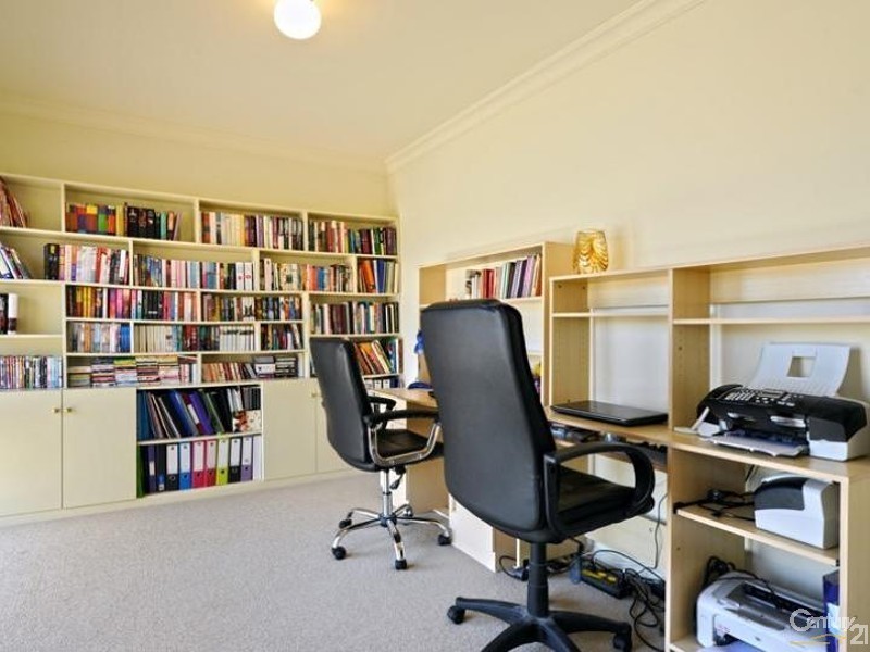 3 Willow Creek Court, Eleebana NSW 2282