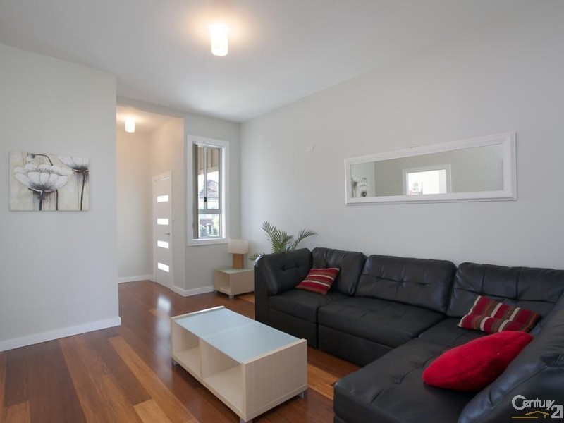 37 Southon Street, Mayfield NSW 2304