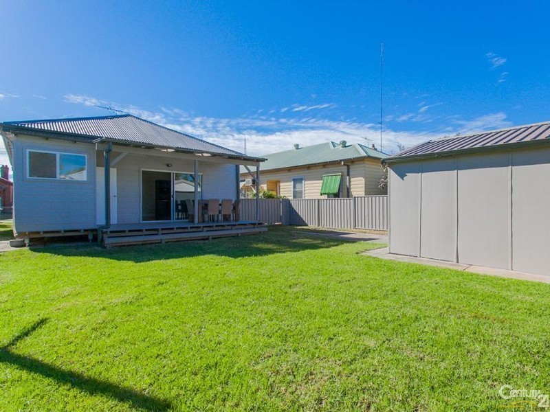 37 Southon Street, Mayfield NSW 2304