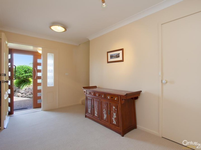7 Clearbrook Close, Eleebana NSW 2282