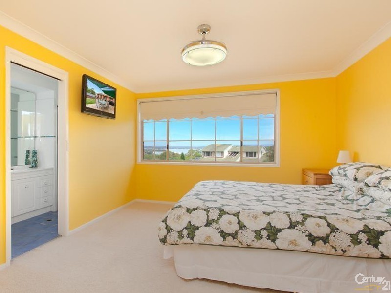 7 Clearbrook Close, Eleebana NSW 2282