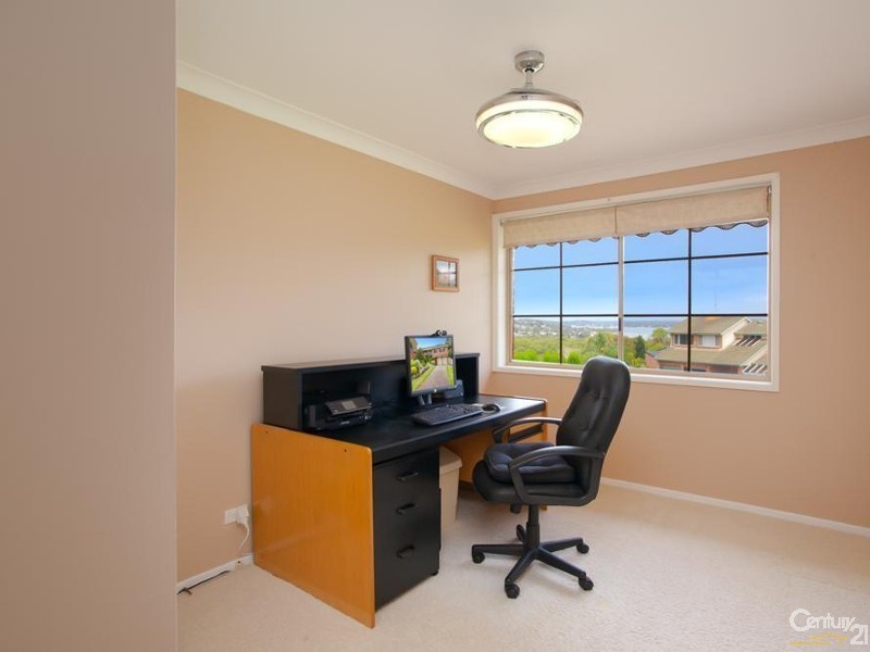 7 Clearbrook Close, Eleebana NSW 2282