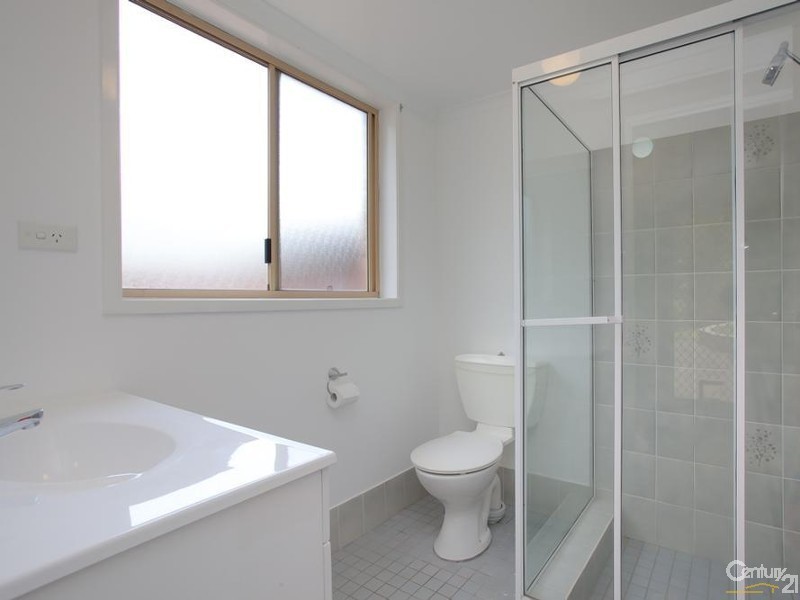 7 Clearbrook Close, Eleebana NSW 2282