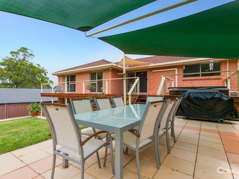 7 Clearbrook Close, Eleebana NSW 2282