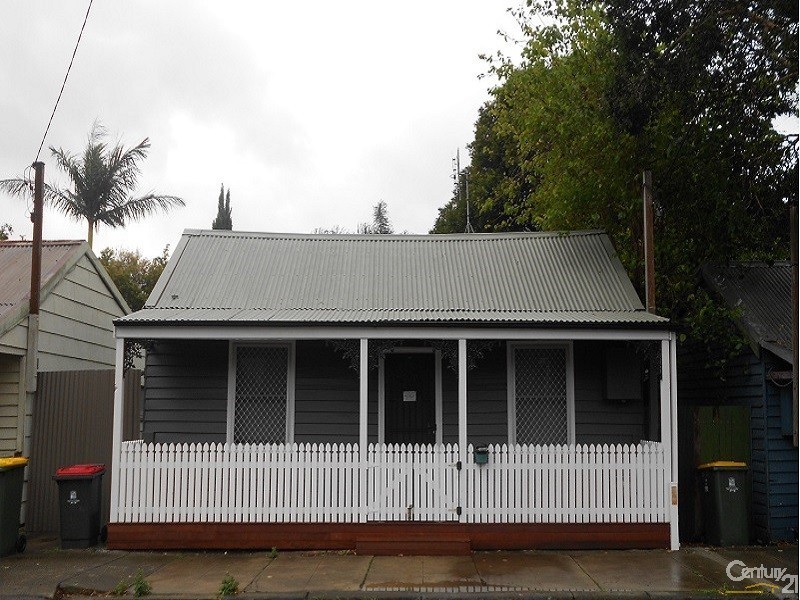 22  Henry Street, Tighes Hill NSW 2297
