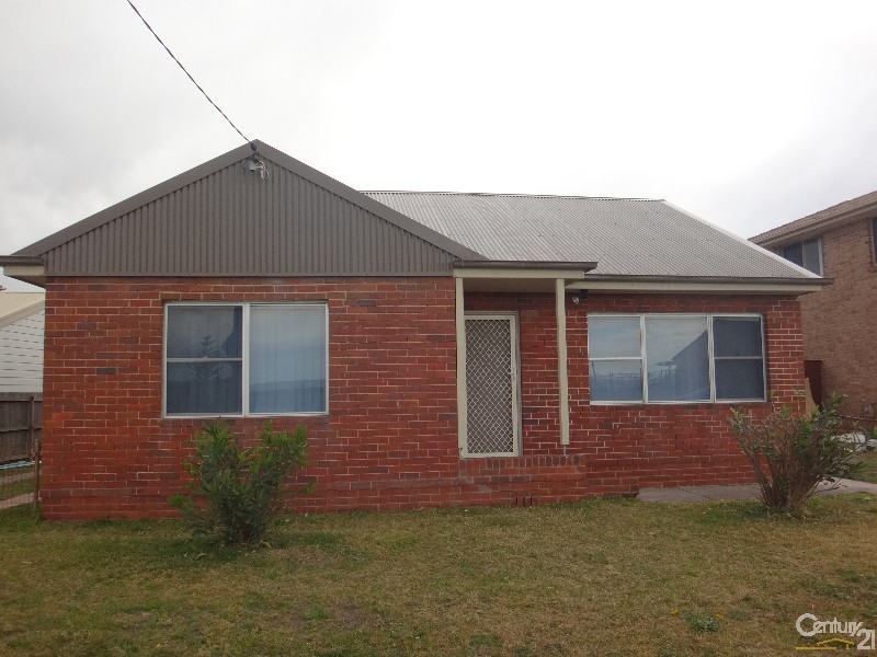 3 Barrie Crescent, Stockton NSW 2295