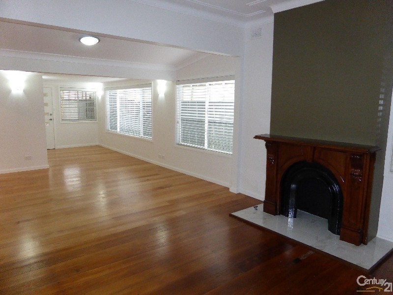 6 Cleary Street, Hamilton NSW 2303