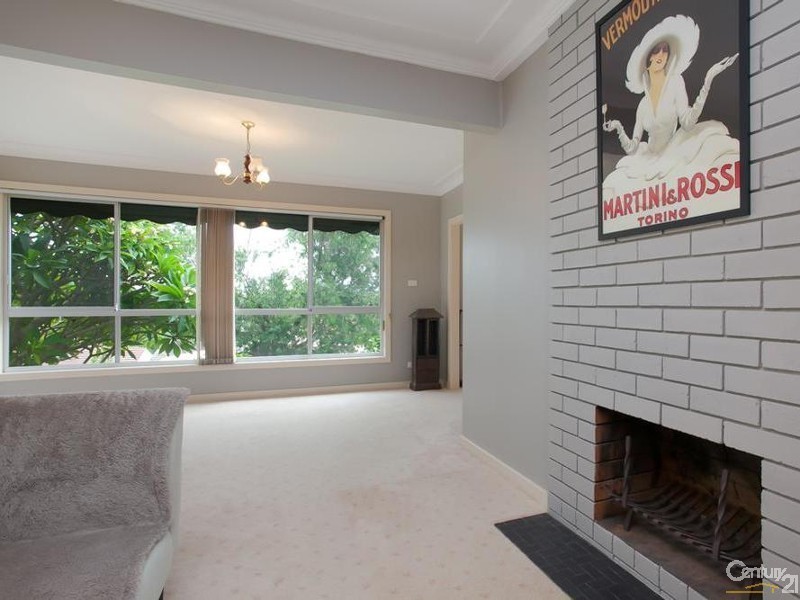 18 Crescent Road, Charlestown NSW 2290