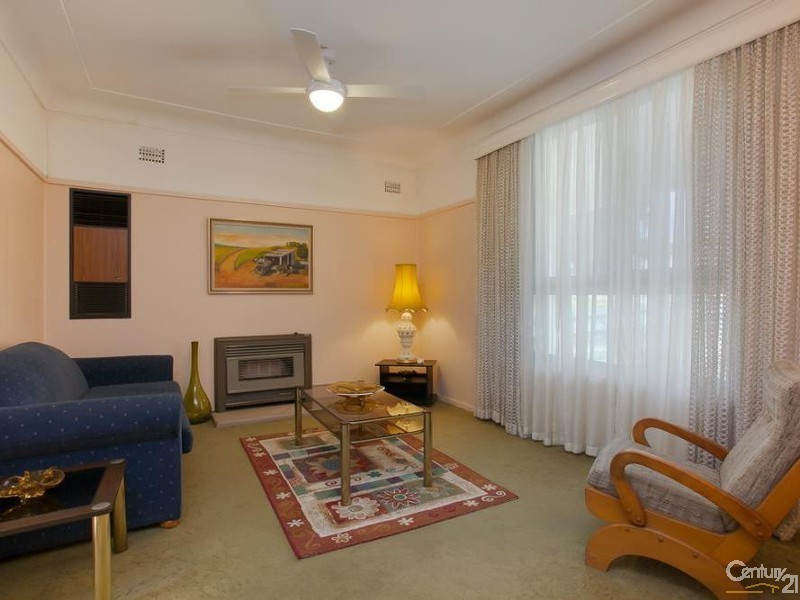 10 Libya Street, Shortland NSW 2307