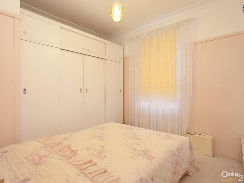 10 Libya Street, Shortland NSW 2307