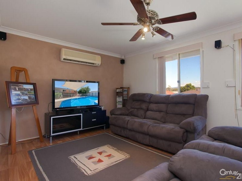 12 Elanet Avenue, Cameron Park NSW 2285