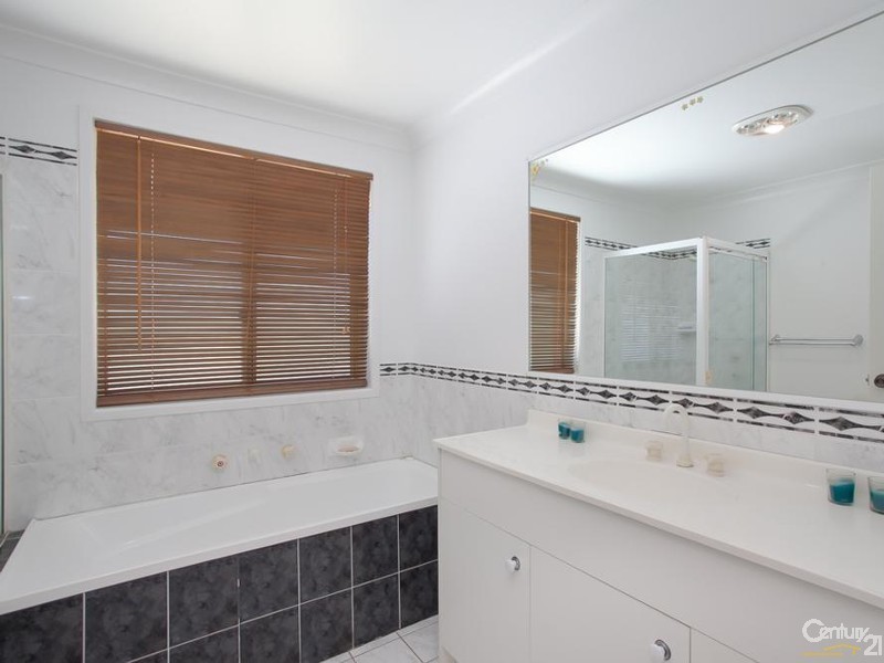 12 Elanet Avenue, Cameron Park NSW 2285
