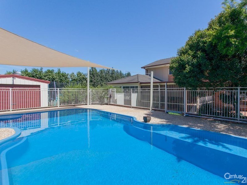 12 Elanet Avenue, Cameron Park NSW 2285