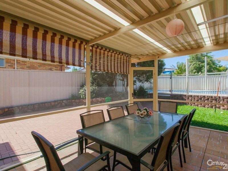 12 Elanet Avenue, Cameron Park NSW 2285