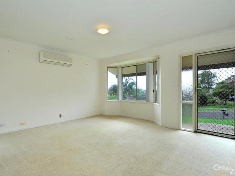 1/12 Deal Street, Mount Hutton NSW 2290