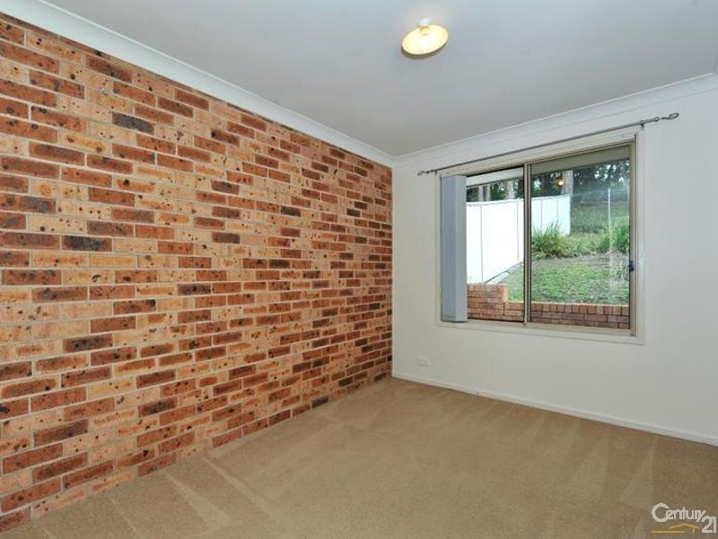 1/12 Deal Street, Mount Hutton NSW 2290