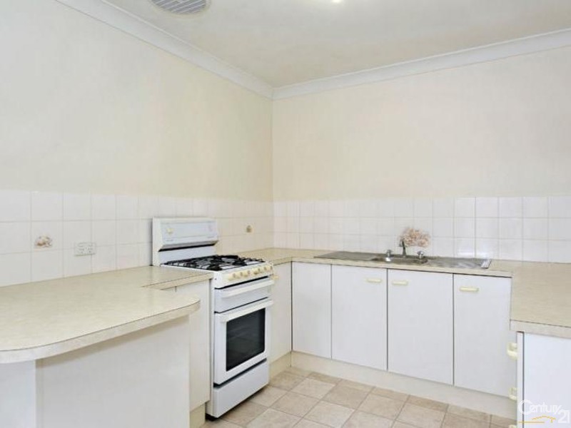 1/12 Deal Street, Mount Hutton NSW 2290