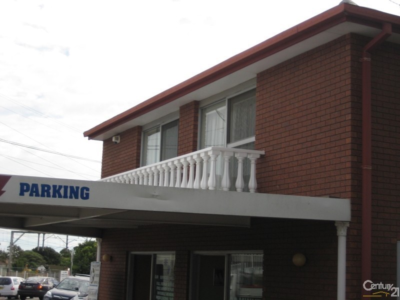 2/7  Park Avenue, Adamstown NSW 2289
