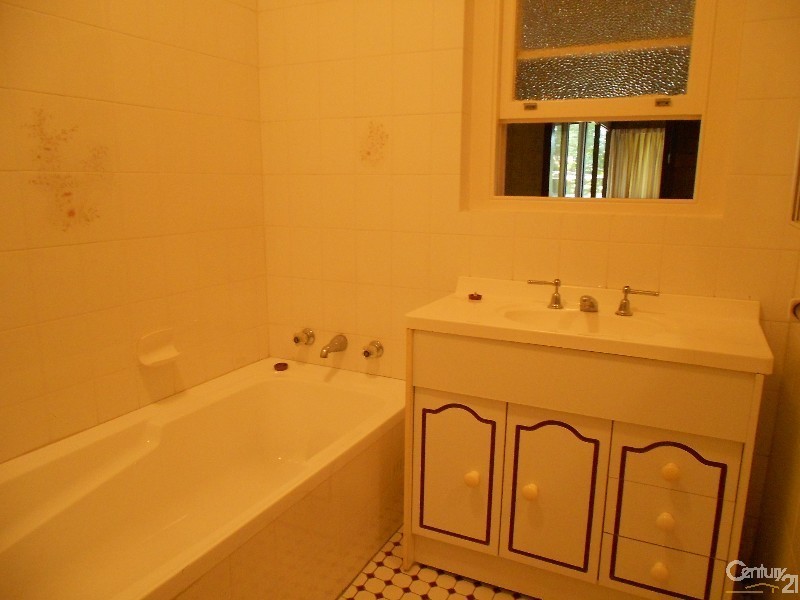 11 Ridley Street, Charlestown NSW 2290