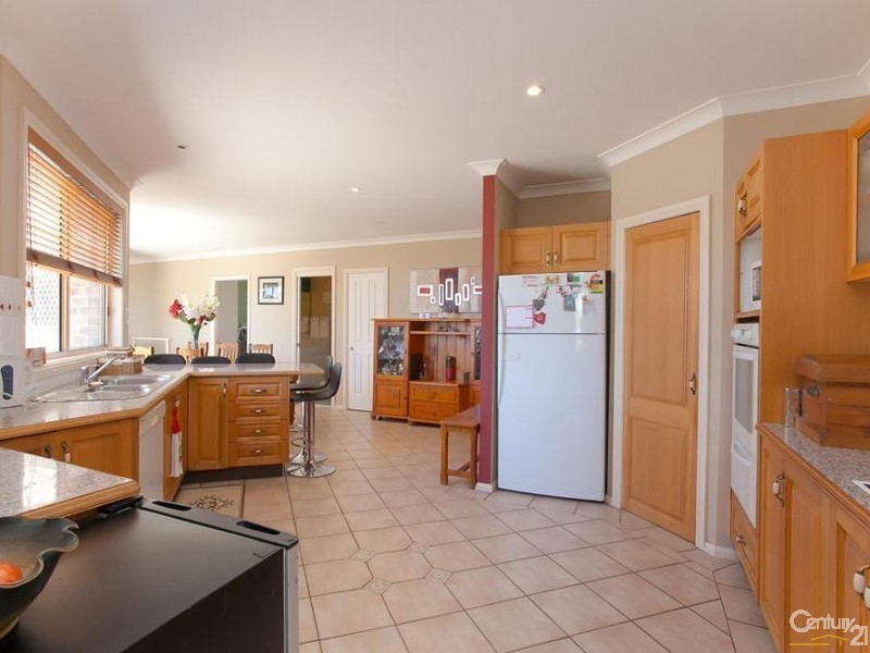 16 Barrabool Close, Wallsend NSW 2287