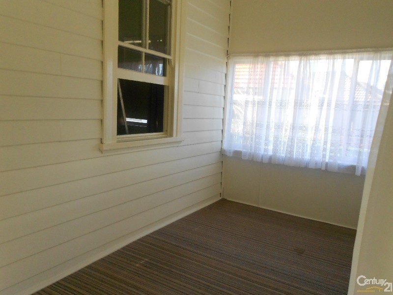 30 Robb Street, Belmont NSW 2280