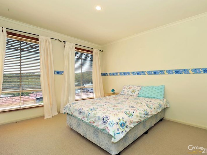 3 Willow Creek Court, Eleebana NSW 2282