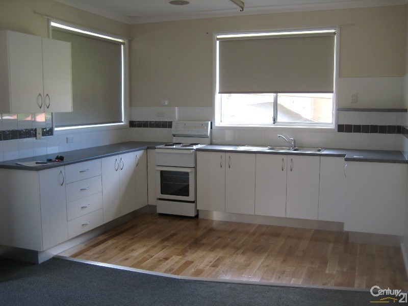 4/8 Clare Street, Glendale NSW 2285