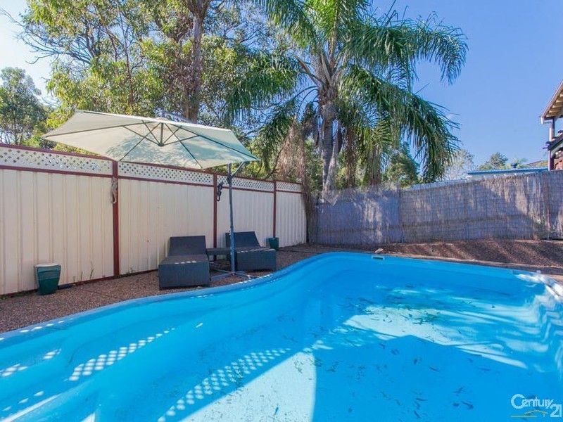 18 Kestrel Avenue, Mount Hutton NSW 2290