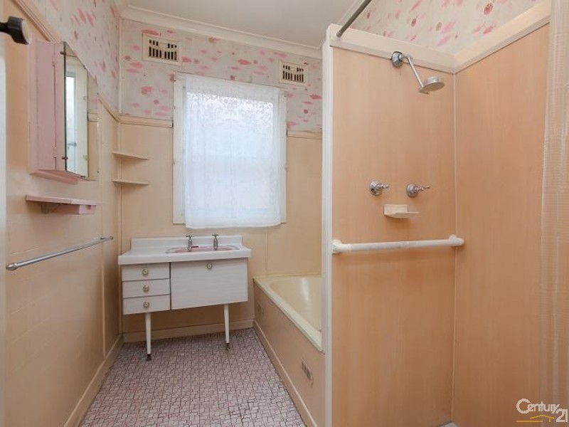 23 Carnley Avenue, New Lambton NSW 2305