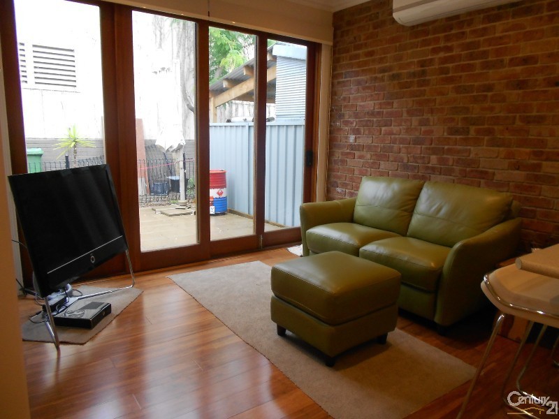 27 Fleming Street, Wickham NSW 2293