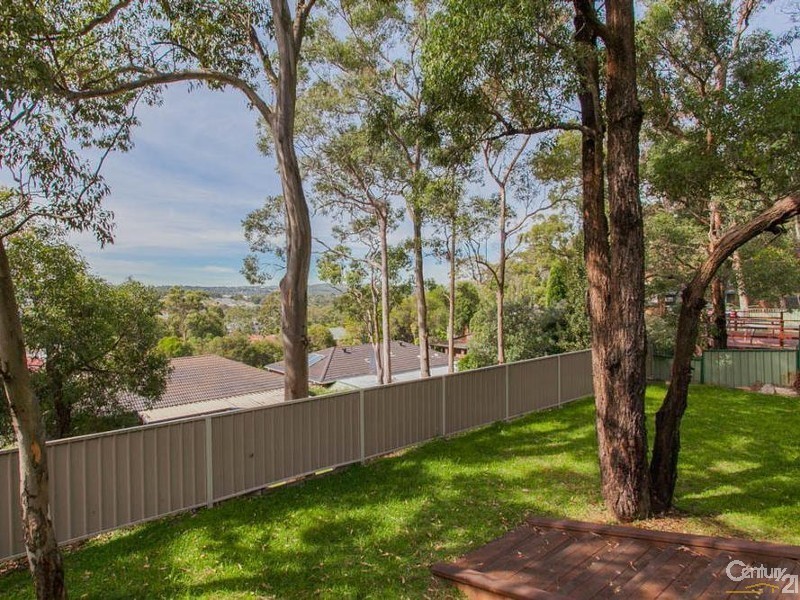 10 Lampeter Close, Mount Hutton NSW 2290