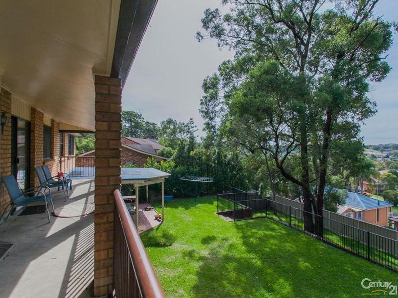 10 Lampeter Close, Mount Hutton NSW 2290