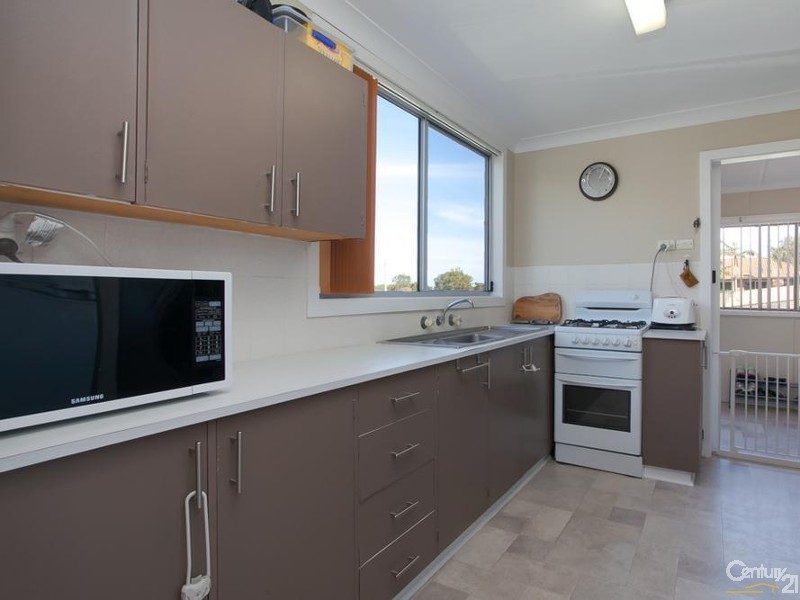 47 Beath Crescent, Kahibah NSW 2290