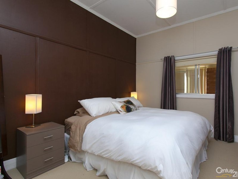 47 Beath Crescent, Kahibah NSW 2290